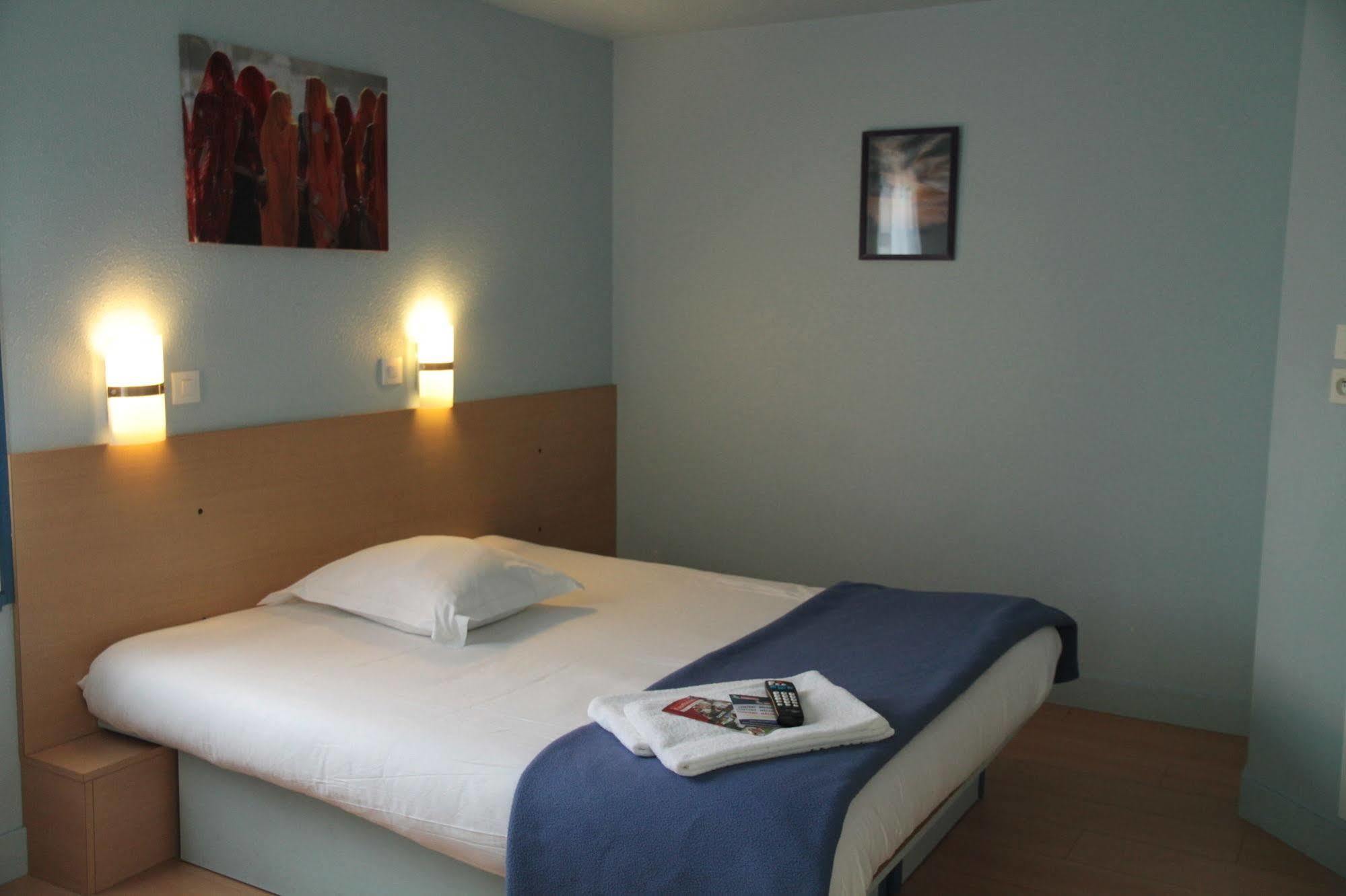 Fasthotel Caen Memorial מראה חיצוני תמונה